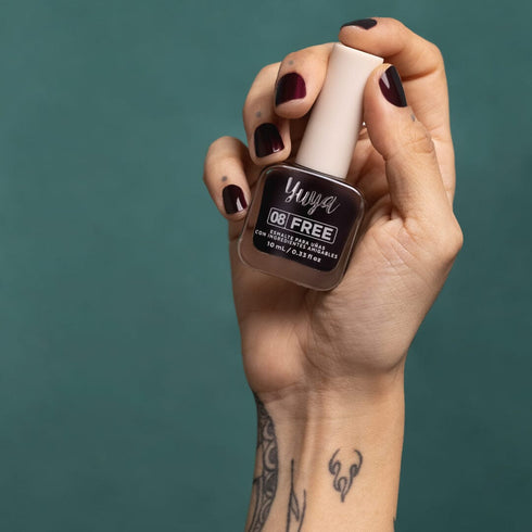Esmalte 8 Free Efímero Esmalte Yuya