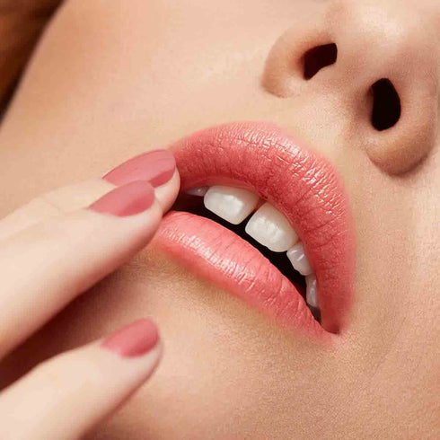 Lápiz Labial Revlon Super Lustrous Glass Shine tono Dewy peach Lápiz Labial Republic Cosmetics Revlon